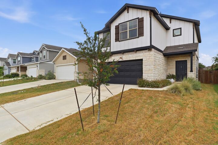 Property Photo:  39 Pacific Loon Street  TX 78641 