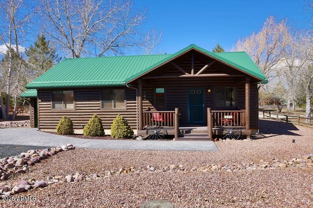 Property Photo: 2334 S Buffalo Loop AZ 85933