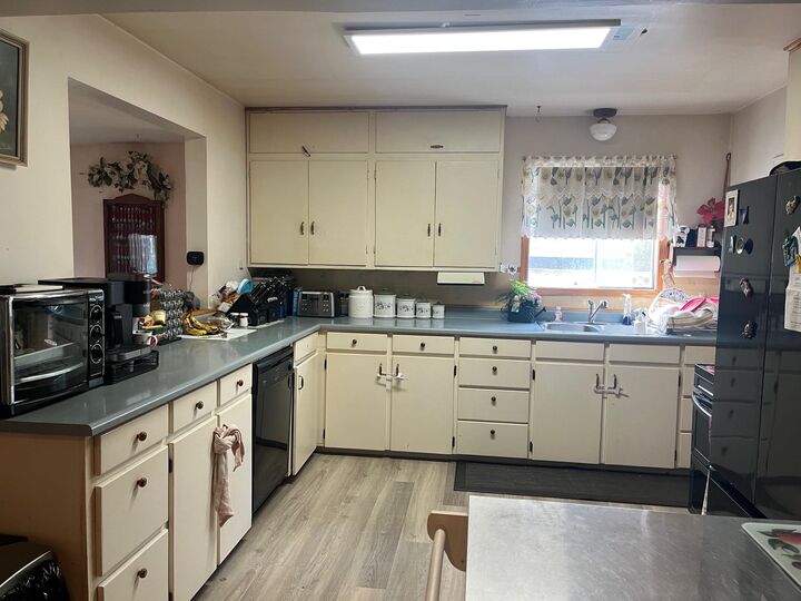 Property Photo:  46440 Stevenson Road  BC V2R 4M2 