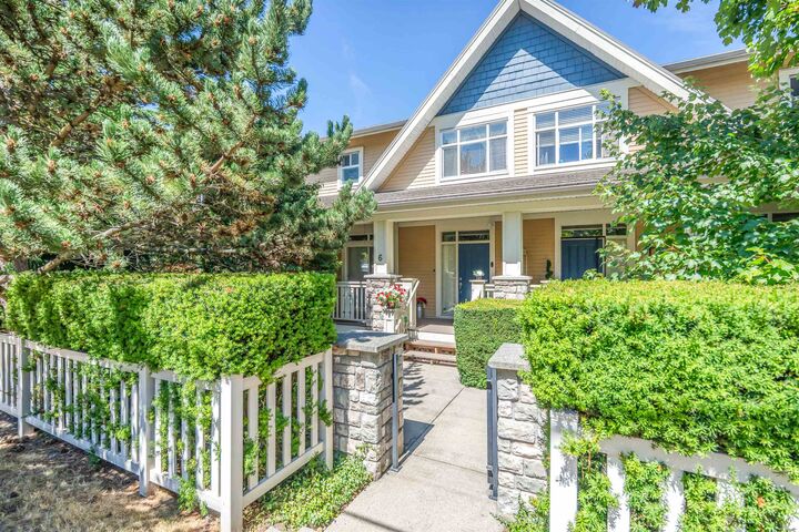 Property Photo: 15237 36 Avenue 6 BC V3Z 0Y4