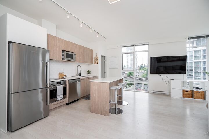 Property Photo: 691 North Road 601 BC V3J 0H9