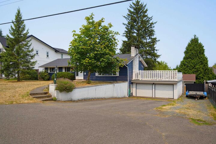 Property Photo: 19671 49 Avenue BC V3A 3R2