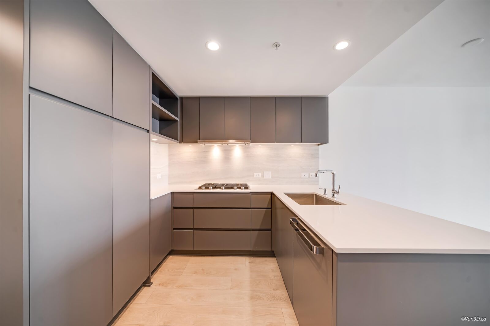 Property Photo: 450 Westview Street 1801 BC V3K 0G3