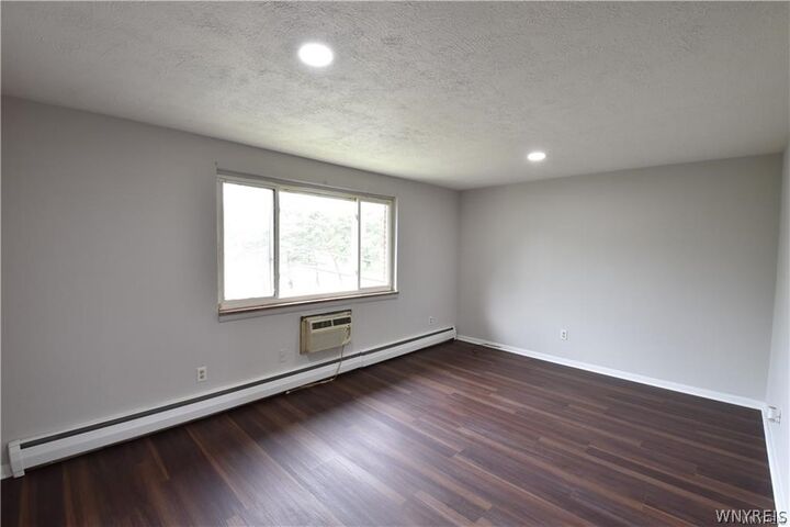 Property Photo:  28 Mallory Road 3  NY 14150 
