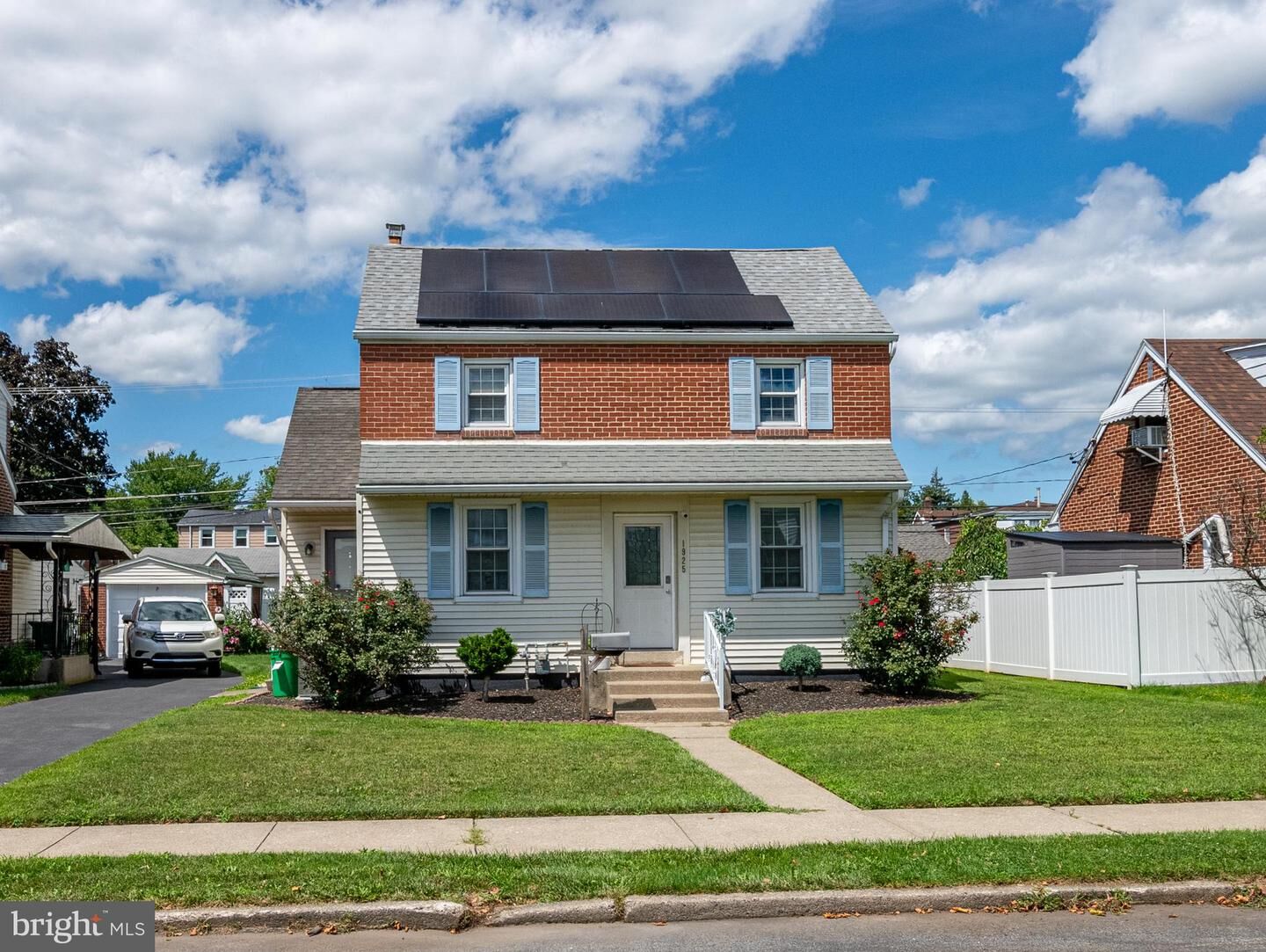 Property Photo: 1925 E Fairmont Street PA 18109