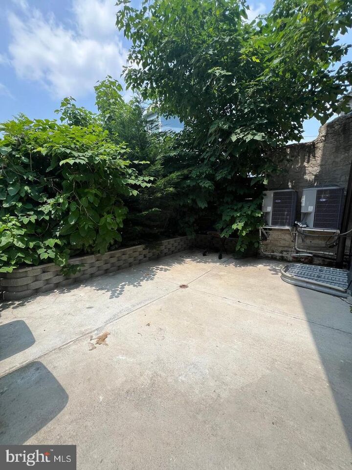 Property Photo:  1302 N 22nd Street B  PA 19121 