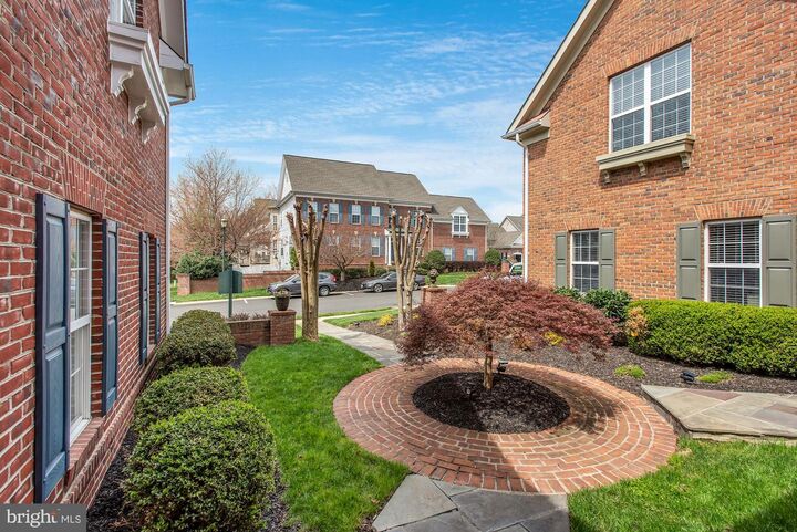 Property Photo: 18488 Lanier Island Square VA 20176