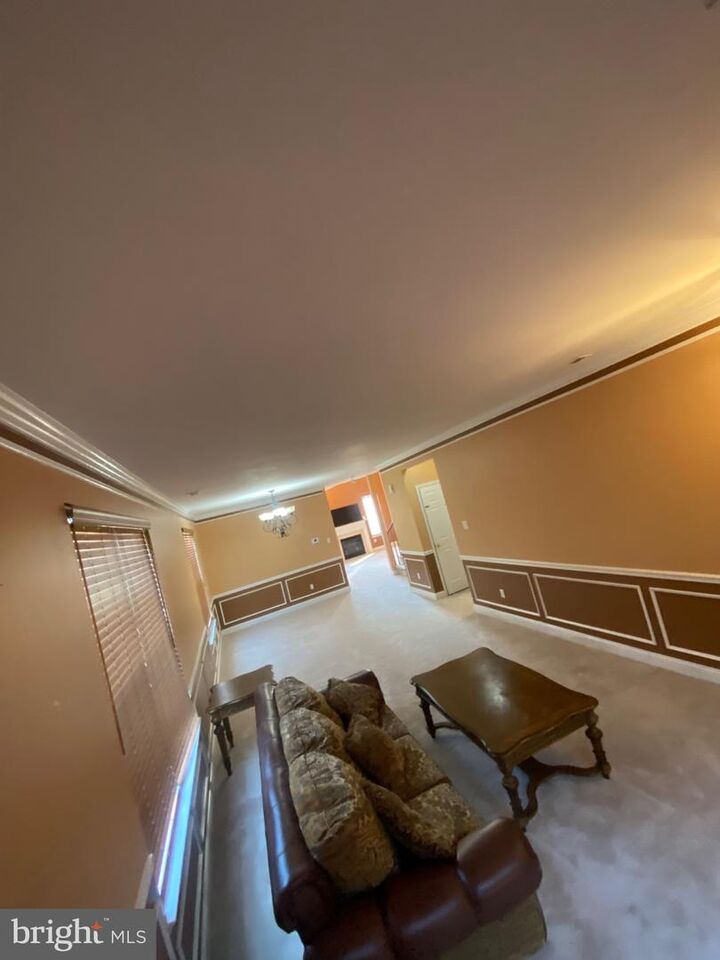 Property Photo:  21 Kingswood Court  NJ 08060 