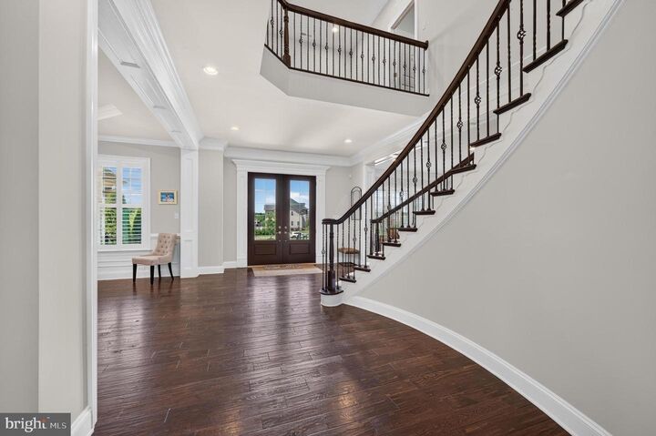 Property Photo: 700 Walton Court NJ 08057