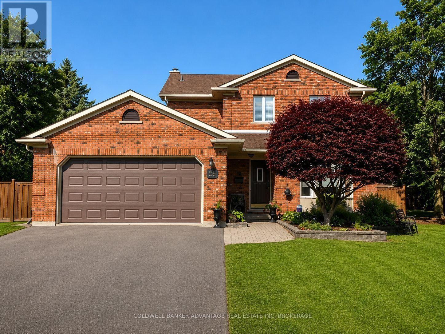 Property Photo:  28 Dixon Crescent  ON L3C 6P4 