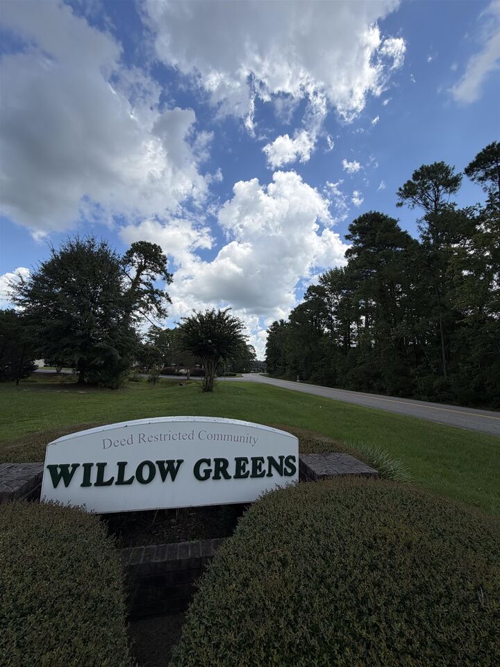 Property Photo:  300 Willow Green Dr. #B  SC 29526 