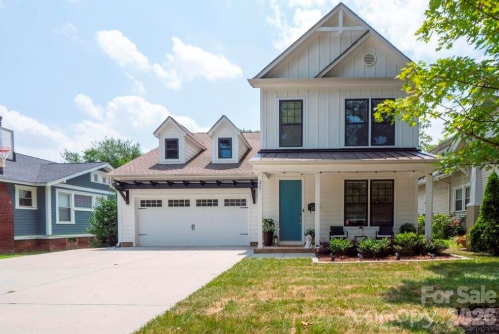 Property Photo:  227 Sylvania Avenue  NC 28206 