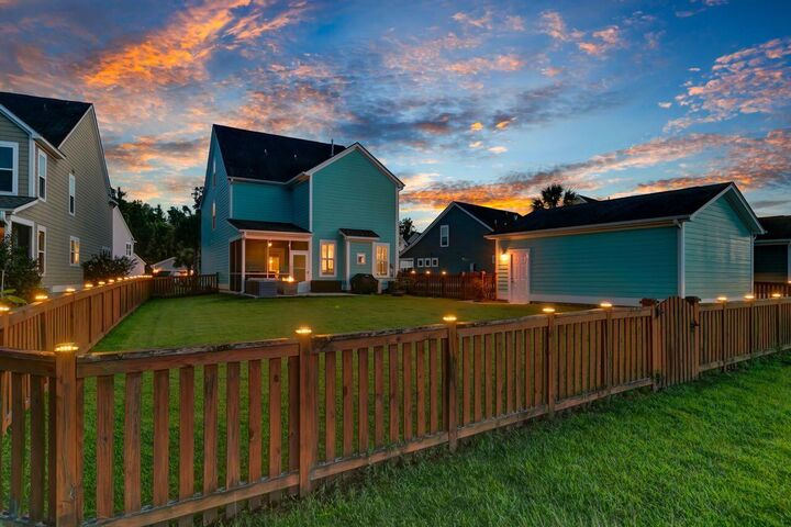 Property Photo: 2862 Rutherford Way SC 29414
