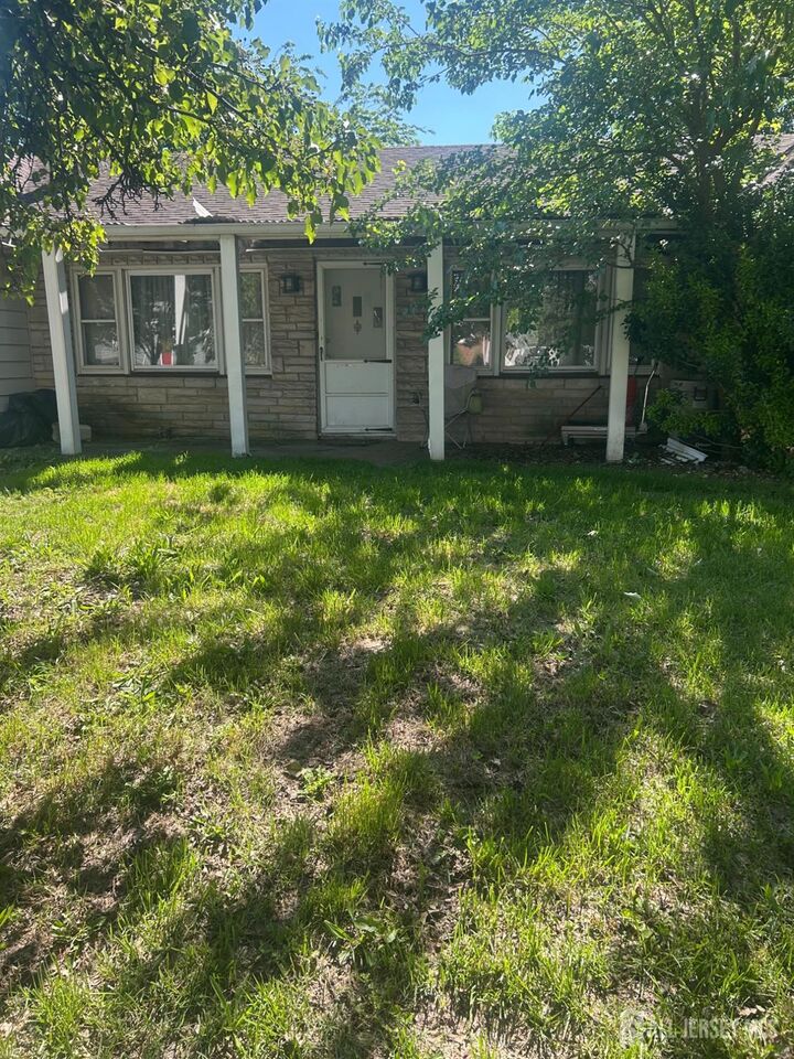 Property Photo:  20 Orchard Street  NJ 07008 