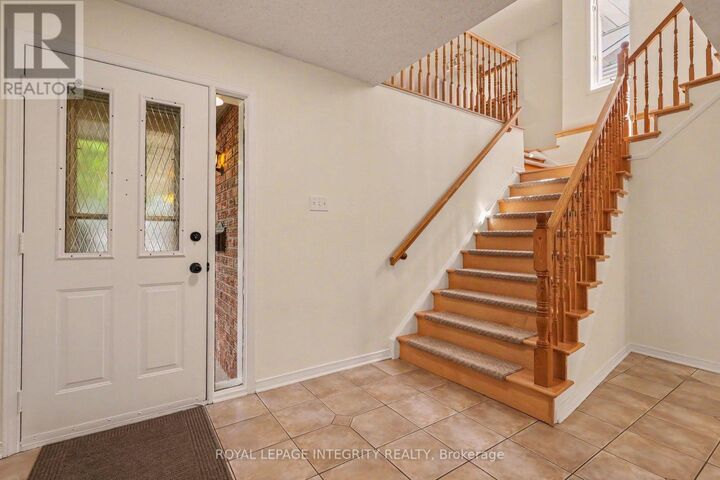 Property Photo: 7012 Notre Dame Street ON K1C 1H7
