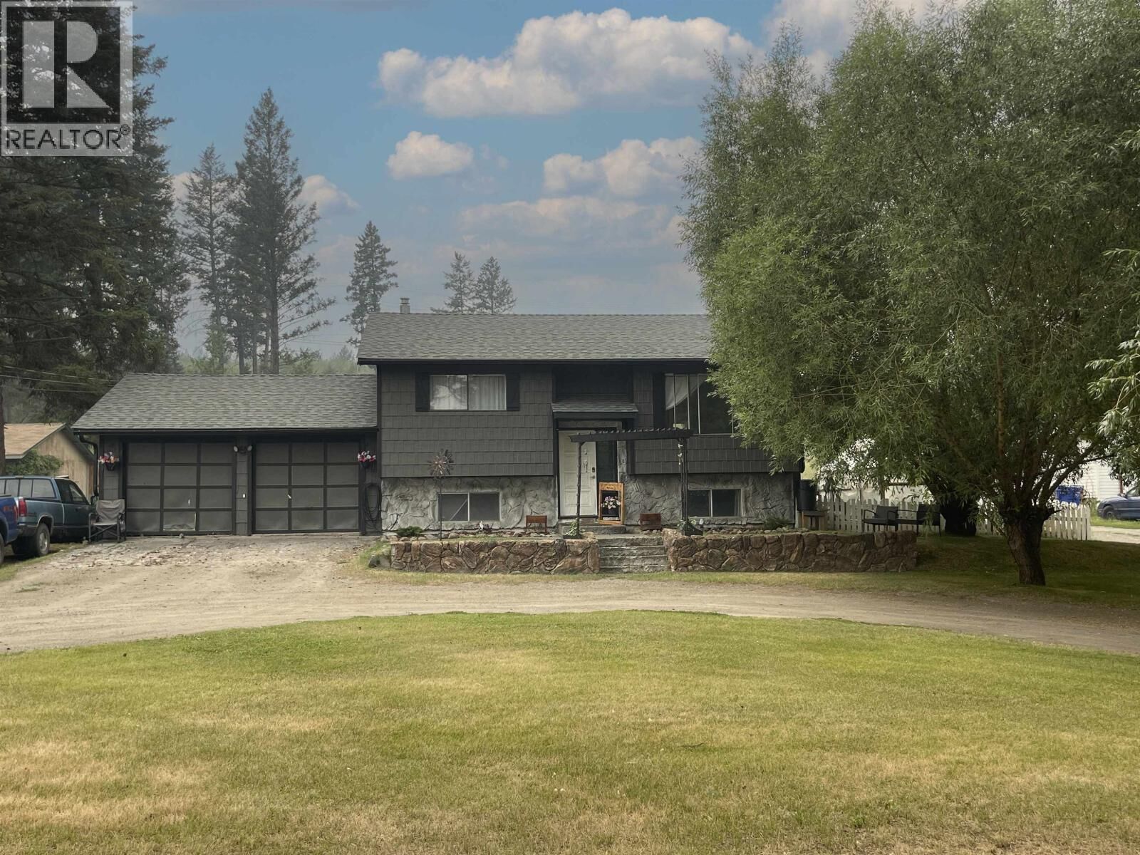 Property Photo: 5418 Park Drive BC V0K 2E1
