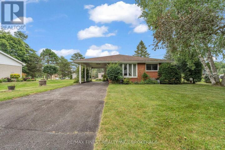 Property Photo: 21 Greenfield Park ON K0K 1V0
