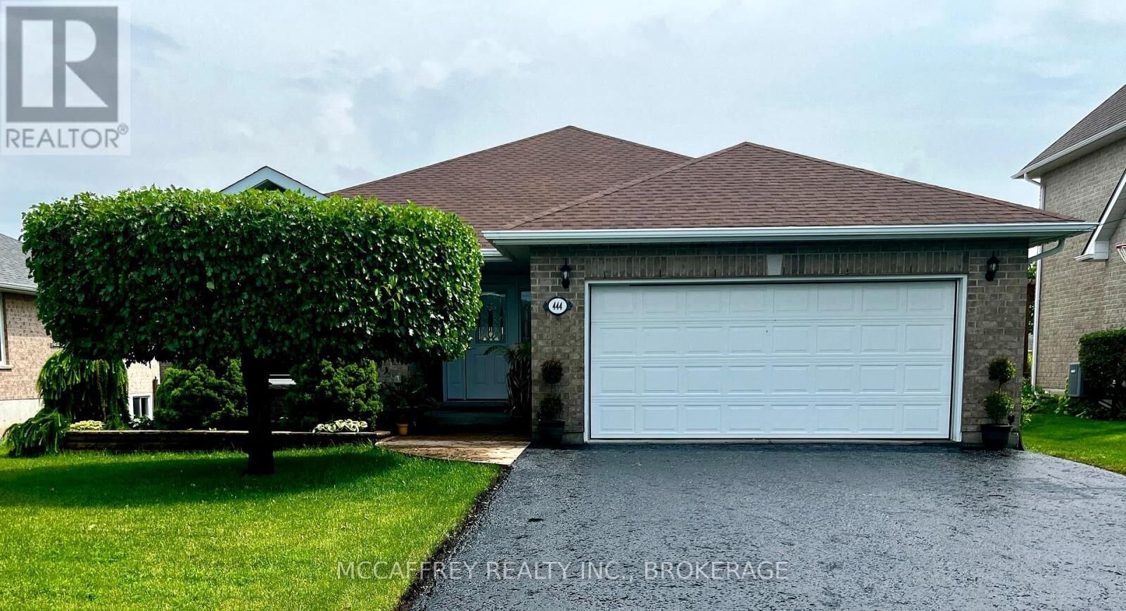 Property Photo: 444 Bridge Street West ON K7R 3L1