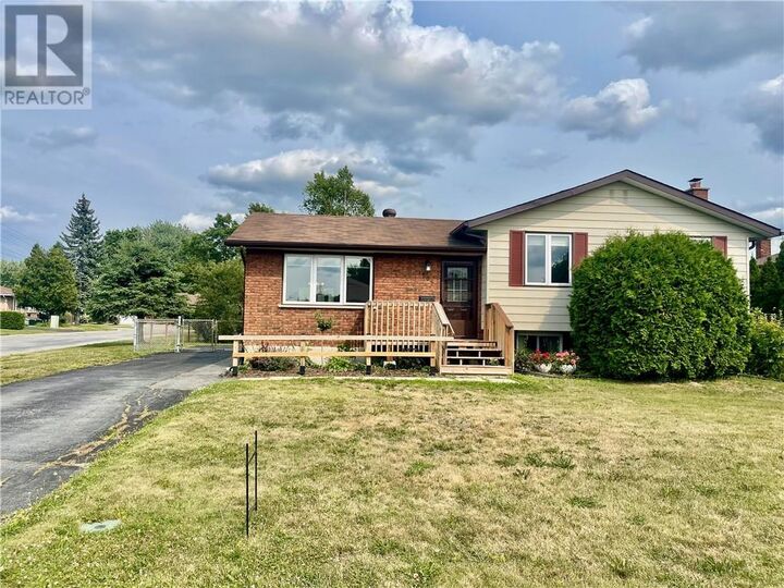 1564 Yarmouth Street — photo 1