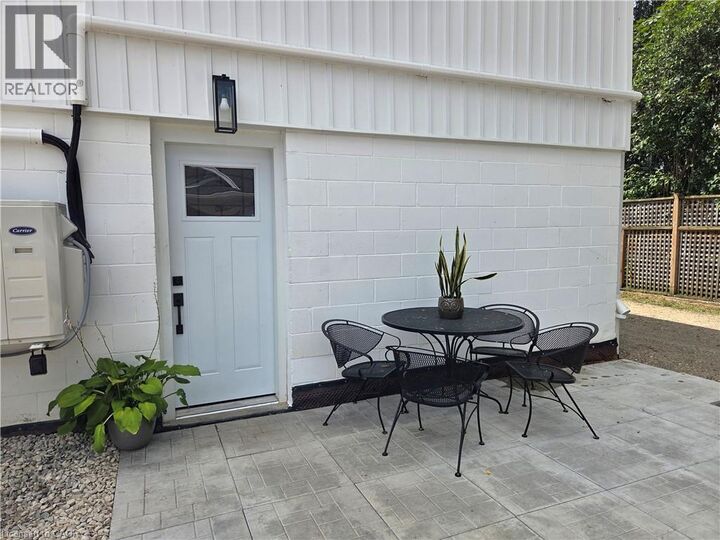 Property Photo:  53 Bloomingdale Road North Lower  ON N2K 1A5 
