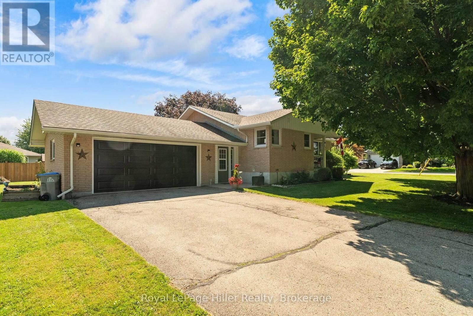 Property Photo: 50 Albert Street ON N0K 1N0