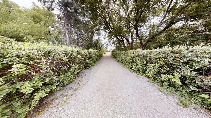Property Photo: 1001 Church Road MB R0E 0M0