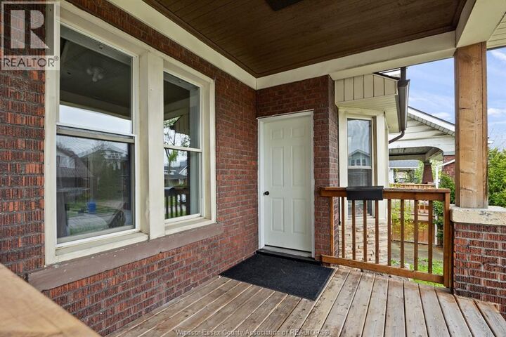Property Photo:  520 Rankin Avenue  ON N9B 2R7 