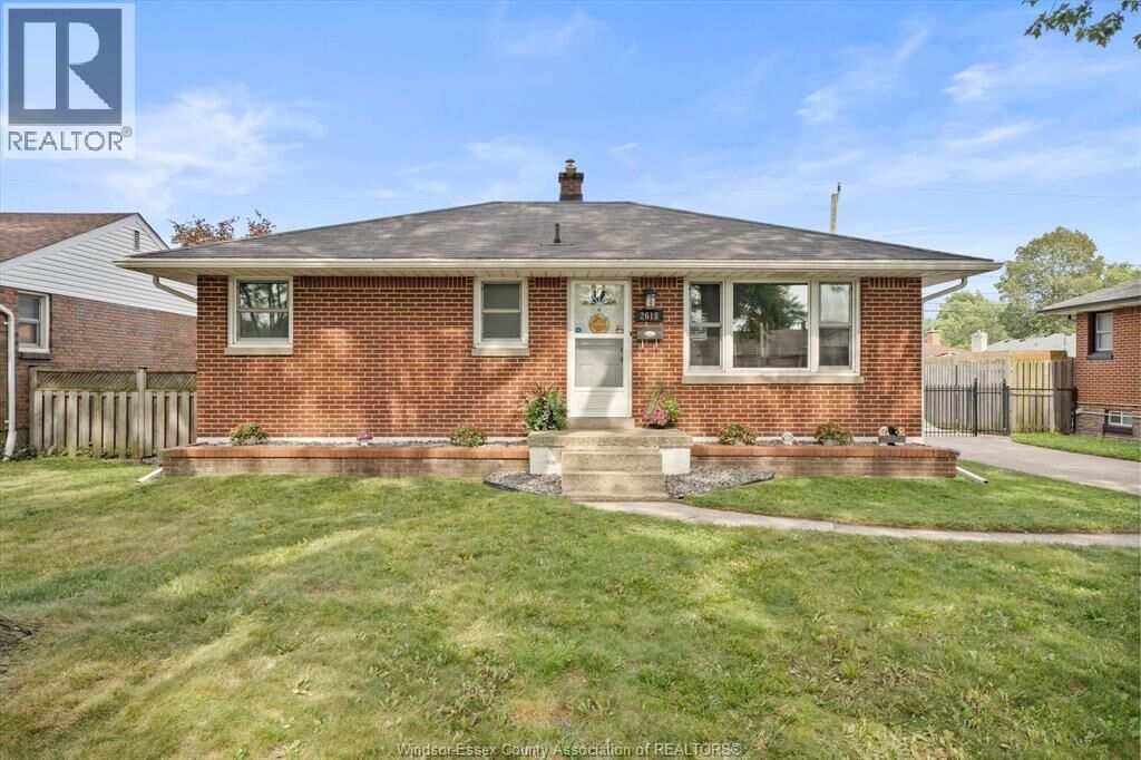 Property Photo: 2618 Askin Avenue ON N9E 3H7