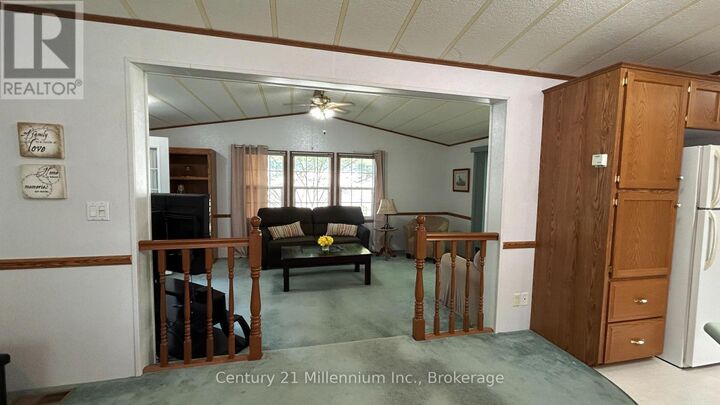 Property Photo: 41 The Boardwalk ON L9Z 3A8