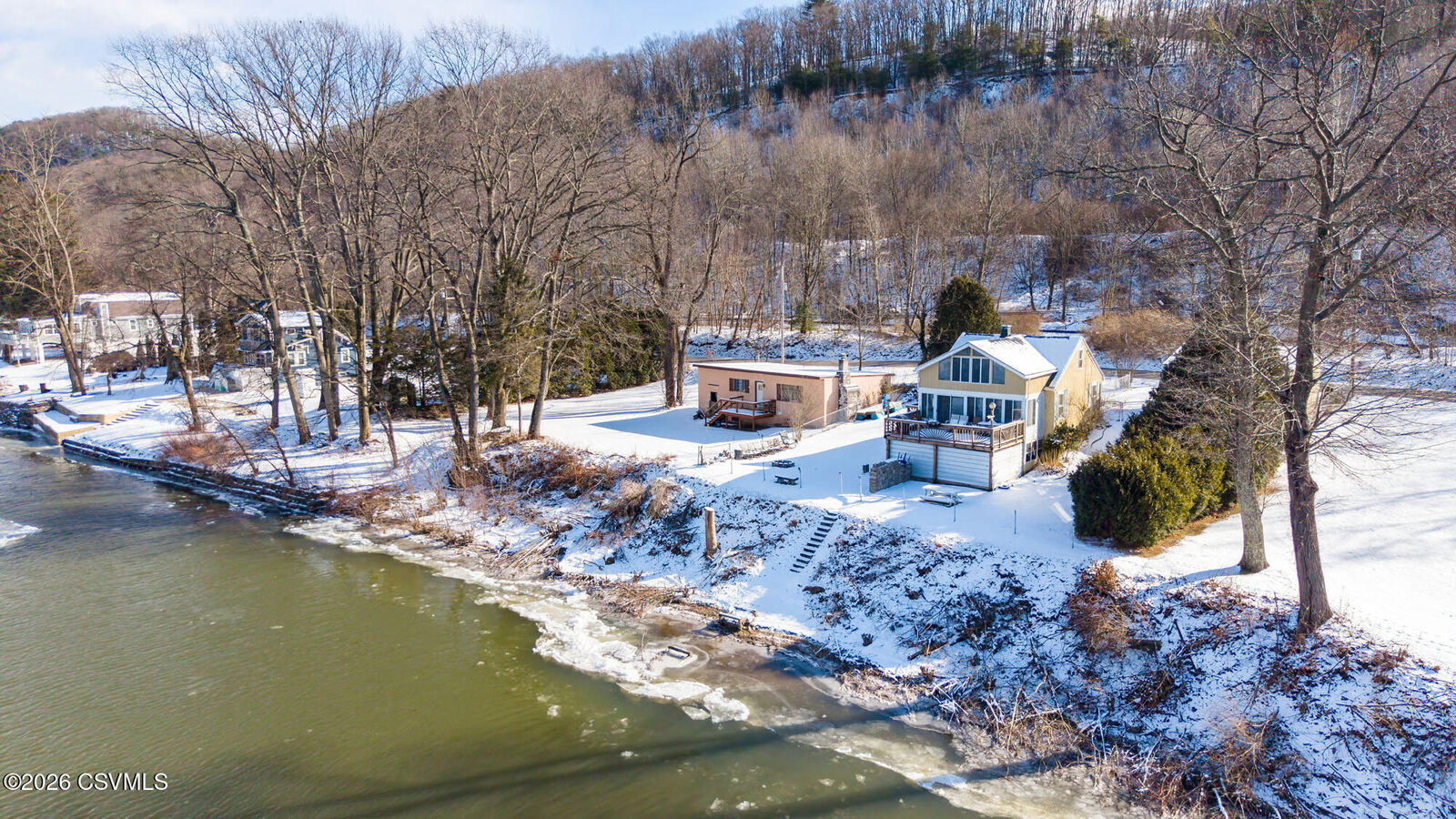 Property Photo: 532 River Road PA 18635