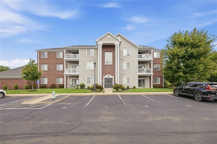 Property Photo:  2275 Pinnacle Court 310  OH 45324 