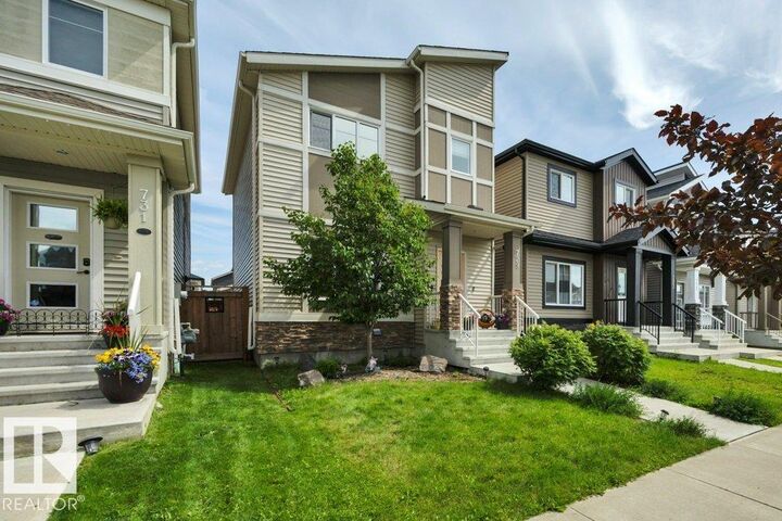 Property Photo:  729 Berg Loop  AB T9E 1G8 