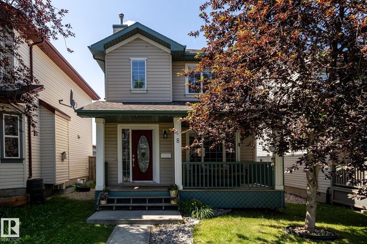 Property Photo: 8 Summerland Way AB T8H 2P2