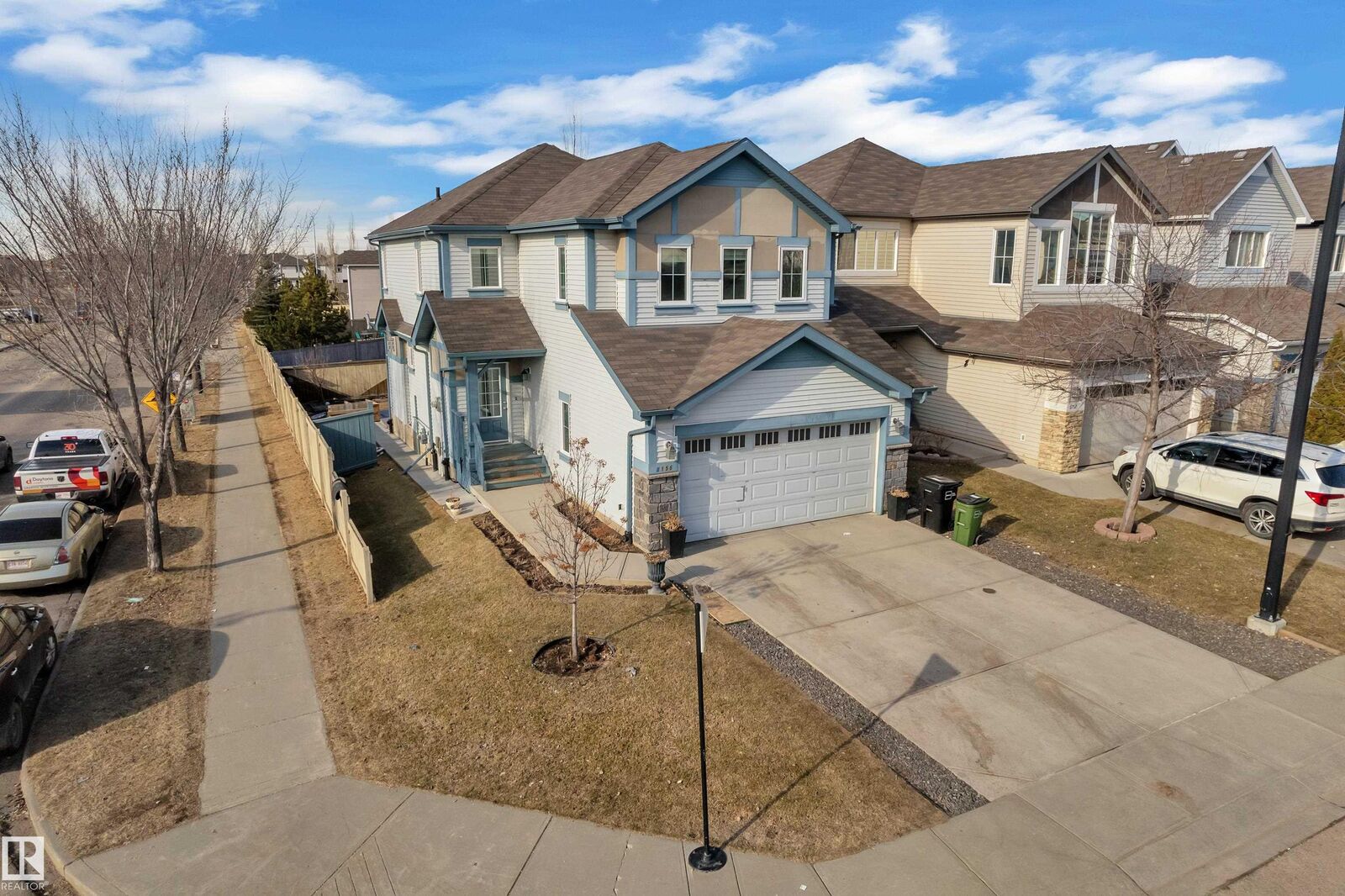 Property Photo: 6156 11 Avenue SW AB T6X 0M4