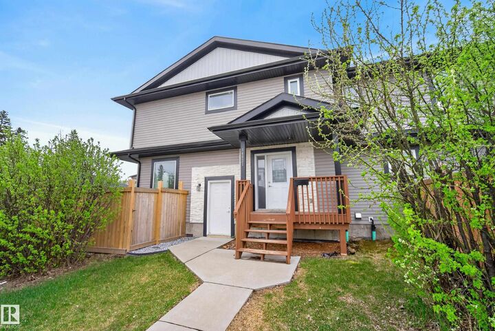 Property Photo:  14921 90 Avenue NW  AB T5R 1E6 