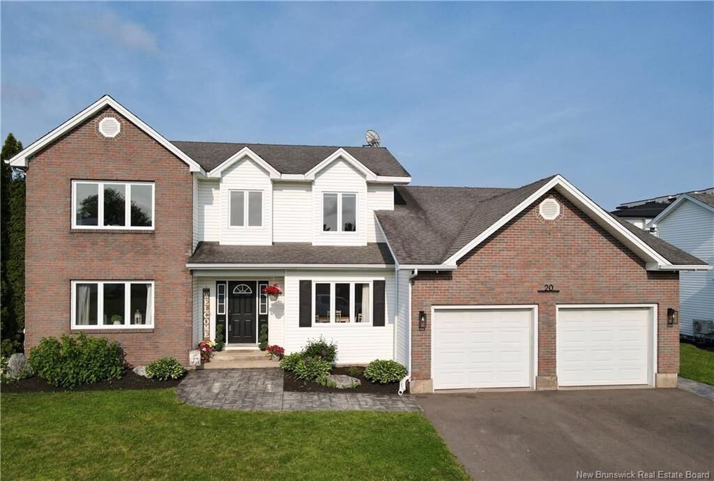 Property Photo: 20 Vanessa Court NB E1B 4W7