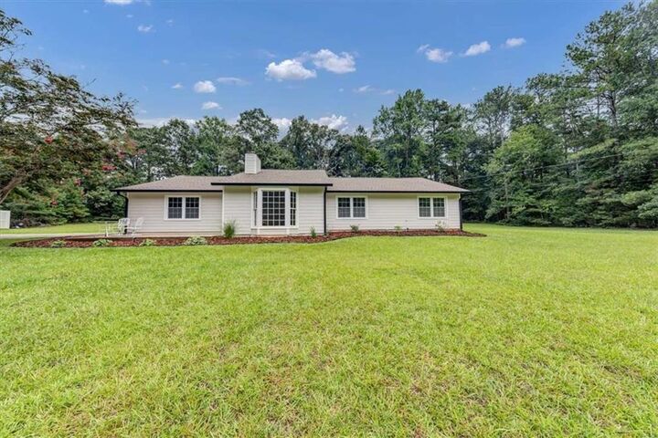 Property Photo:  120 Creekwood Lane  GA 30214 