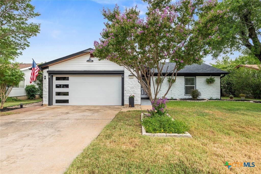 Property Photo:  3908 Rolling Hill  TX 78681 