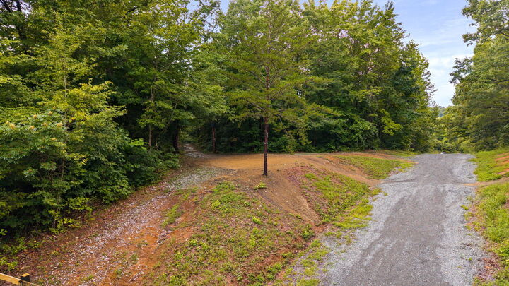 Property Photo: 311 Old York Road NE TN 37323