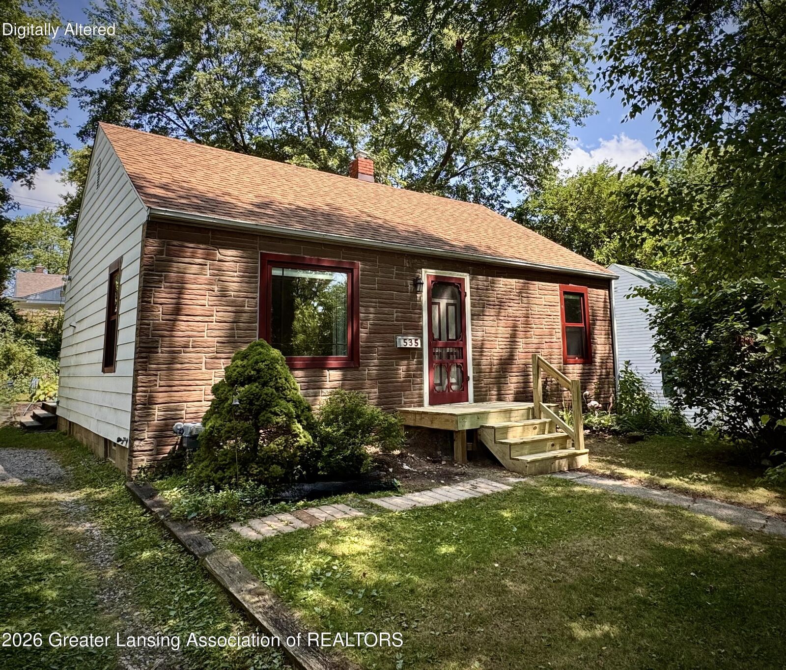 Property Photo:  535 Hamilton Avenue  MI 48910 