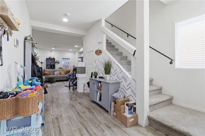 Property Photo: 5625 Canoe Ridge Court NV 89141