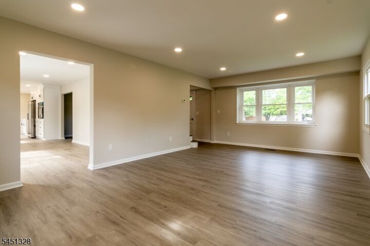 Property Photo:  4 Overbrook Rd  NJ 08873 