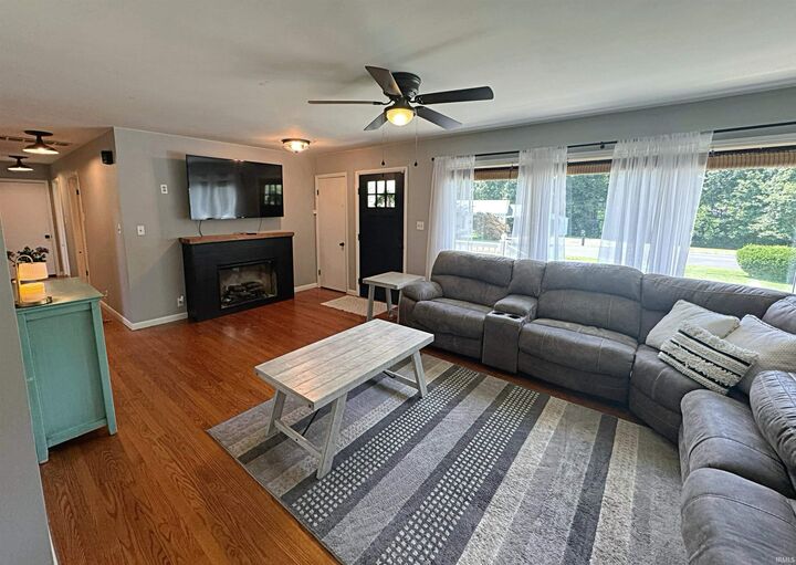 Property Photo:  5 Morningside Drive  IN 47501 