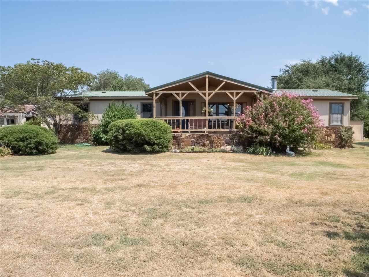 Property Photo: 13186 County Road 1400 OK 73006-1318