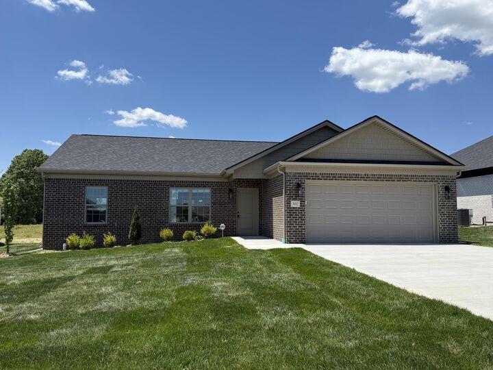 Property Photo:  302 Cinchpost Circle  KY 40744 