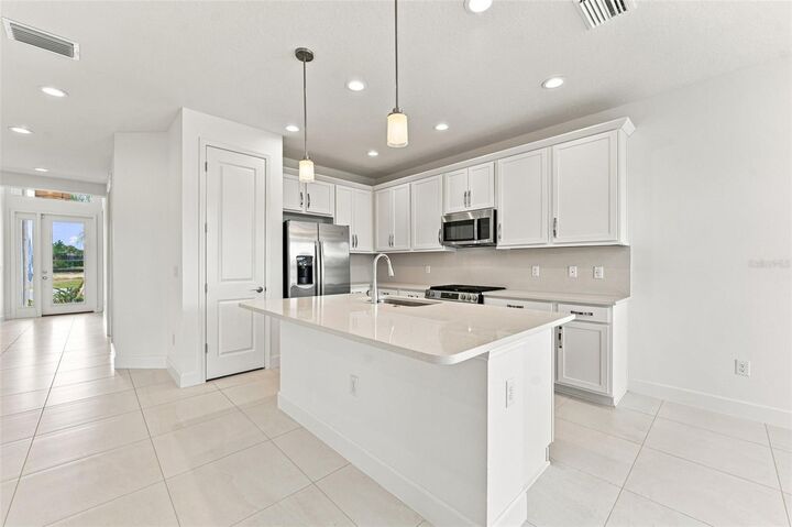 Property Photo: 3427 Malta Avenue FL 33543