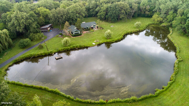 Property Photo:  1122 Timber Trails Road  IL 60516 