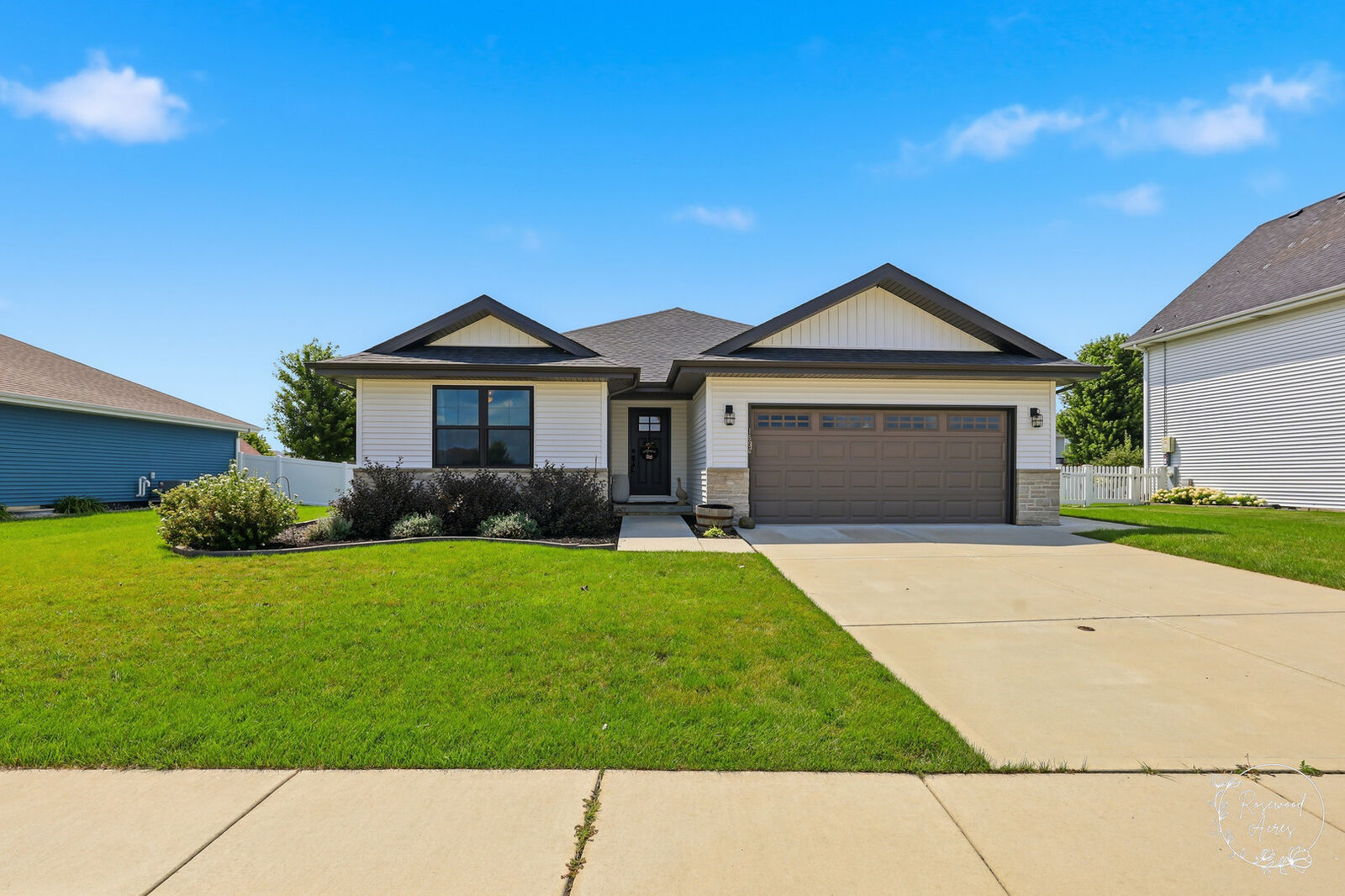 Property Photo:  1550 Eagles Landing  IL 60950 
