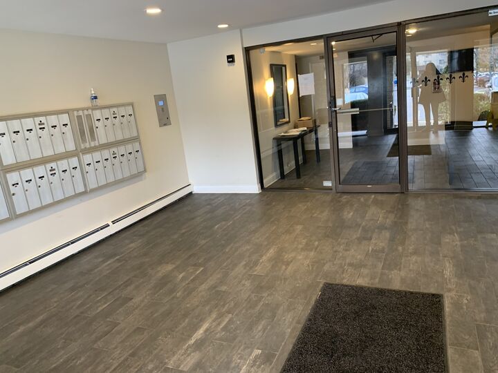 Property Photo:  7211 Wolf Road 412A  IL 60525 