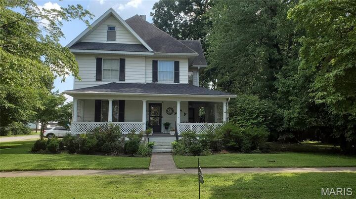 Property Photo:  409 E Cypress Street  MO 63834 